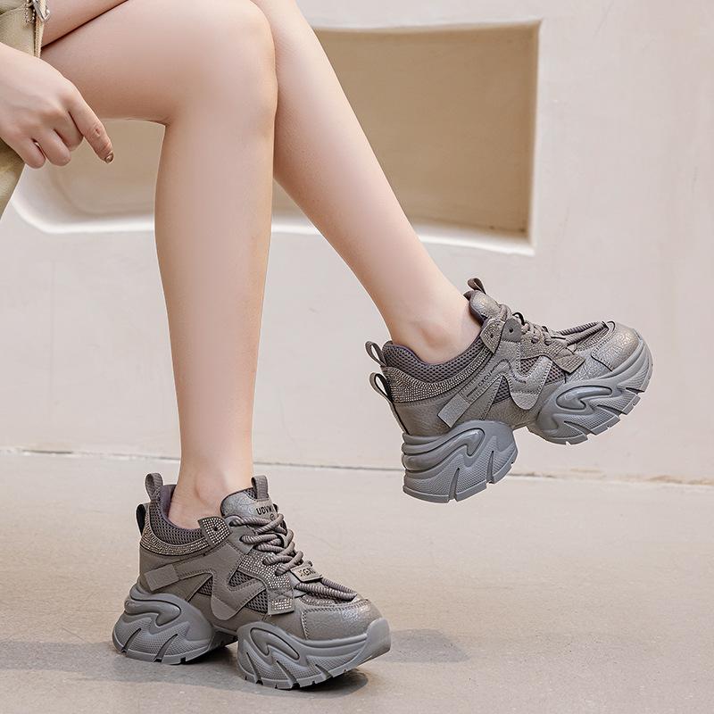 9CM thick-soled heightening sports dad shoes women's autumn and winter new casual shoes solid color versatile fashion women's shoes tide