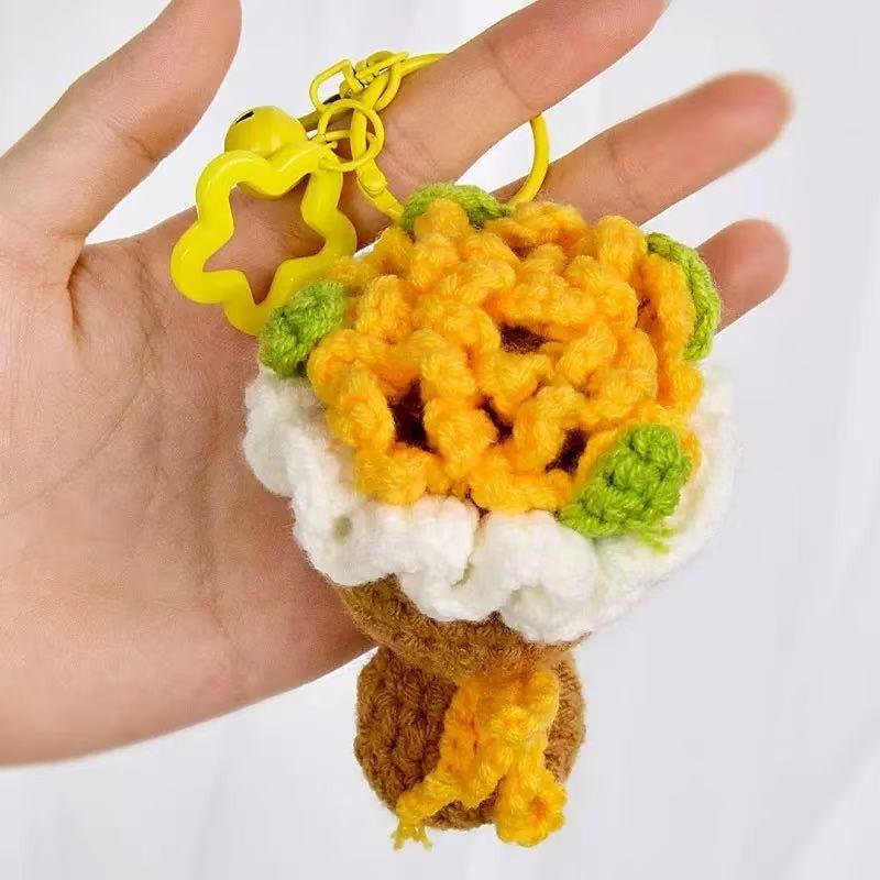 Handmade Knitted Wool Flower Bouquet As A Gift for Teachers' Day, Mother's Day, Valentine's Day, New Year, Keychain