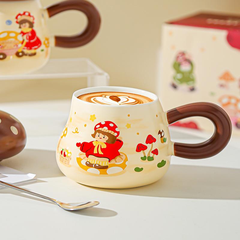 Hrnček Houbičková dívka Vysoce hodnotný suvenýrový dárek Roztomilý kreslený keramický hrnek s víčkem Velkokapacitní hrnek na pití