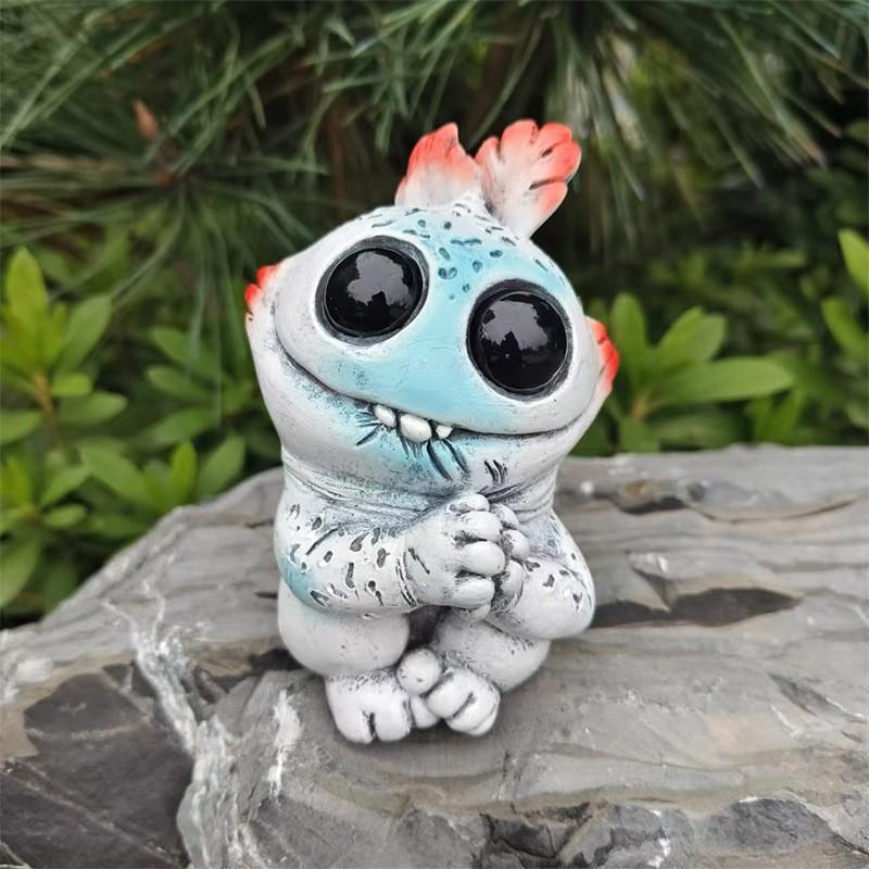 Alien Elf Statue Resin Cartoon Alien Elf Figurine Desktop Ornament Fantasy Creature Sculpture Home, Garden & Halloween Decor