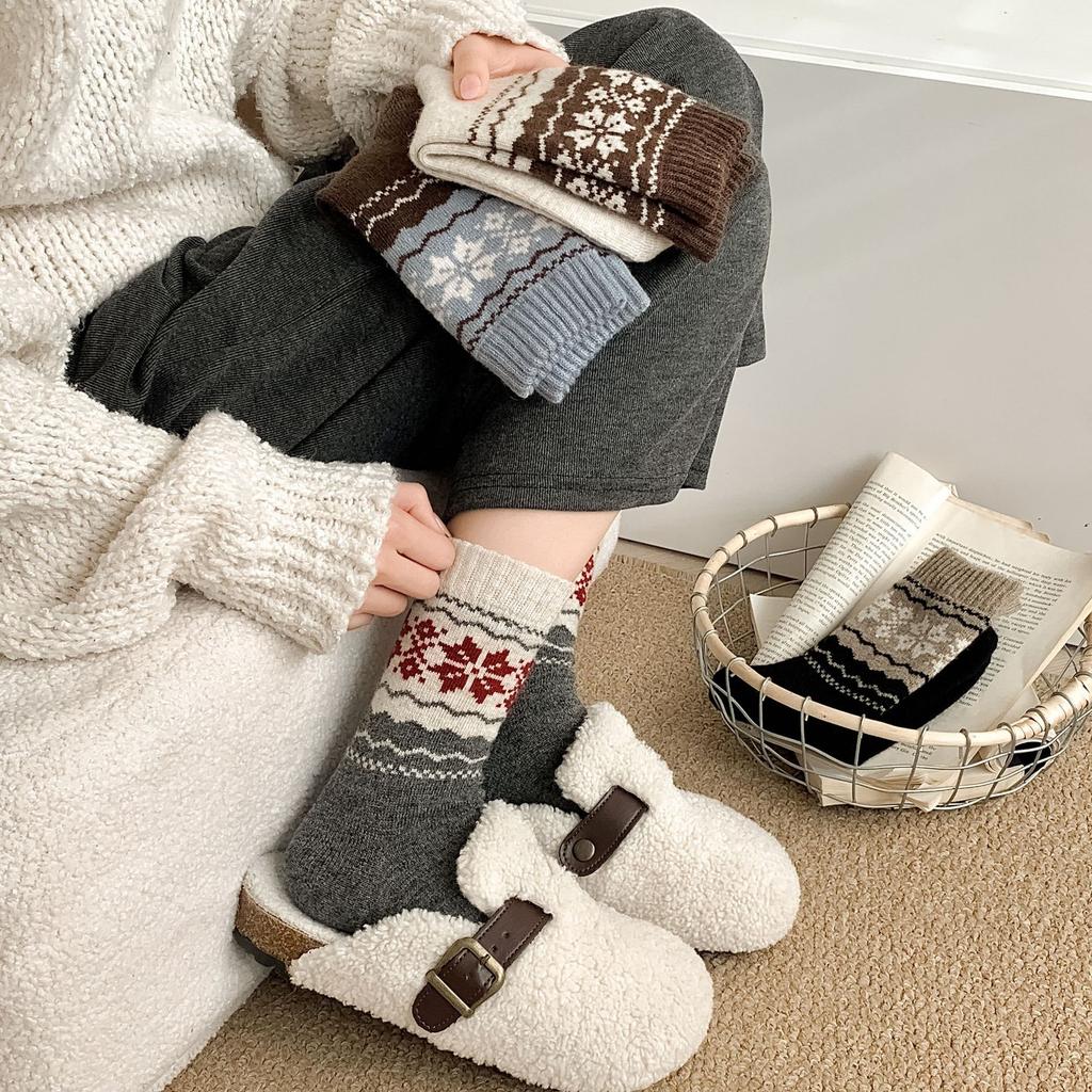 Vintage Daily Mixed Style Wool Socks Mid-Tube Pile Socks Thick Warm Sheep Cashmere Socks