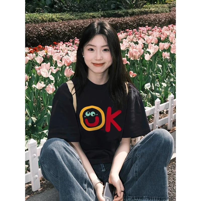 

Женская черная хлопковая футболка с коротким рукавом 2025 - Стильный, подчеркивающий фигуру, свободного кроя корейский дизайн для лета XXL чёрный