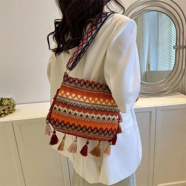 WTEMPO Damen Umhängetaschen mit großem Fassungsvermögen im Ethno-Stil, trendig, vielseitig, breite Träger, Einzel-Schultertaschen mit Quasten