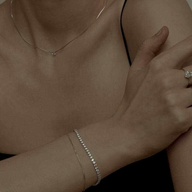 J.Gracelet Shallow Tennis Bracelet