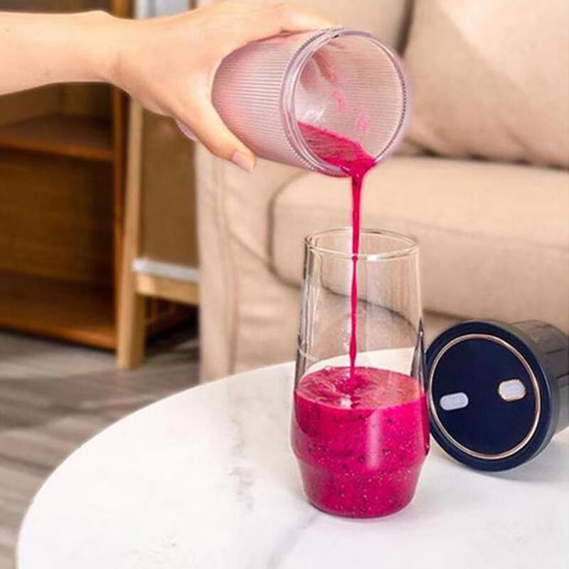 Daewoo Portable Mini Juicer D30 CN plug (adapter included)