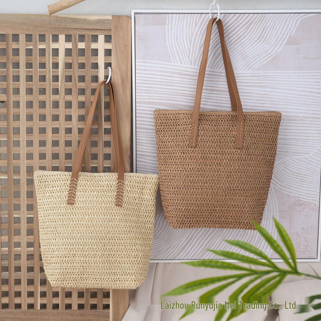 Stylish Versatile Straw Rope Underarm Bag – Perfect for Beach & Fashion.