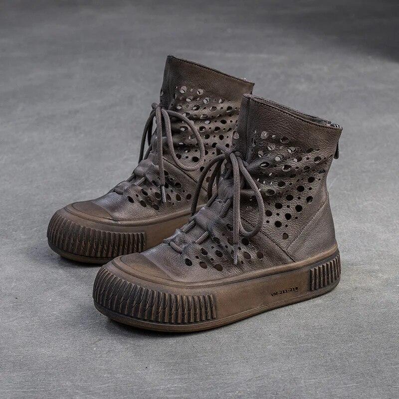 Johnature Atmungsaktive ausgehöhlte Sommerstiefel Echtledersandalen Retro Vielseitige Damenschuhe