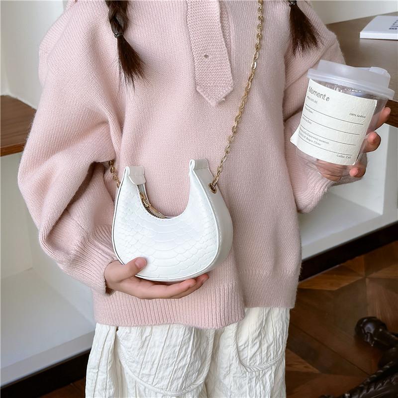 Trendy Lightweight Kids Shoulder Bag Adorable Dumpling Design For Boys And Girls