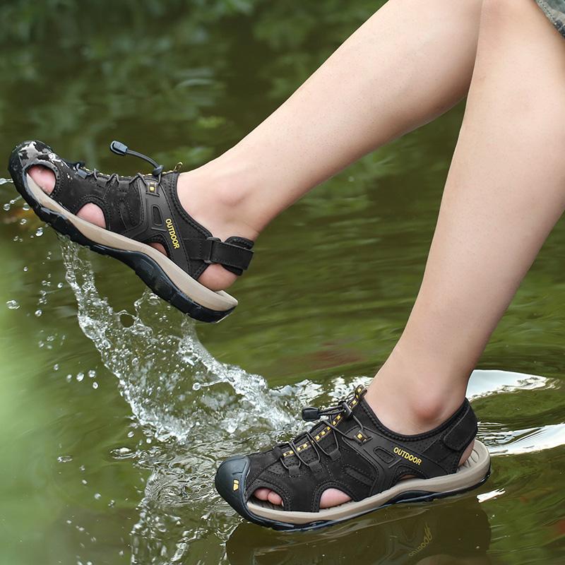 Men's Sandals Top Cowhide Upper Hollow Out Round Toe Outdoor Beach Walking Non Slip Durable Summer Beach Shoes Adjustable Buckle