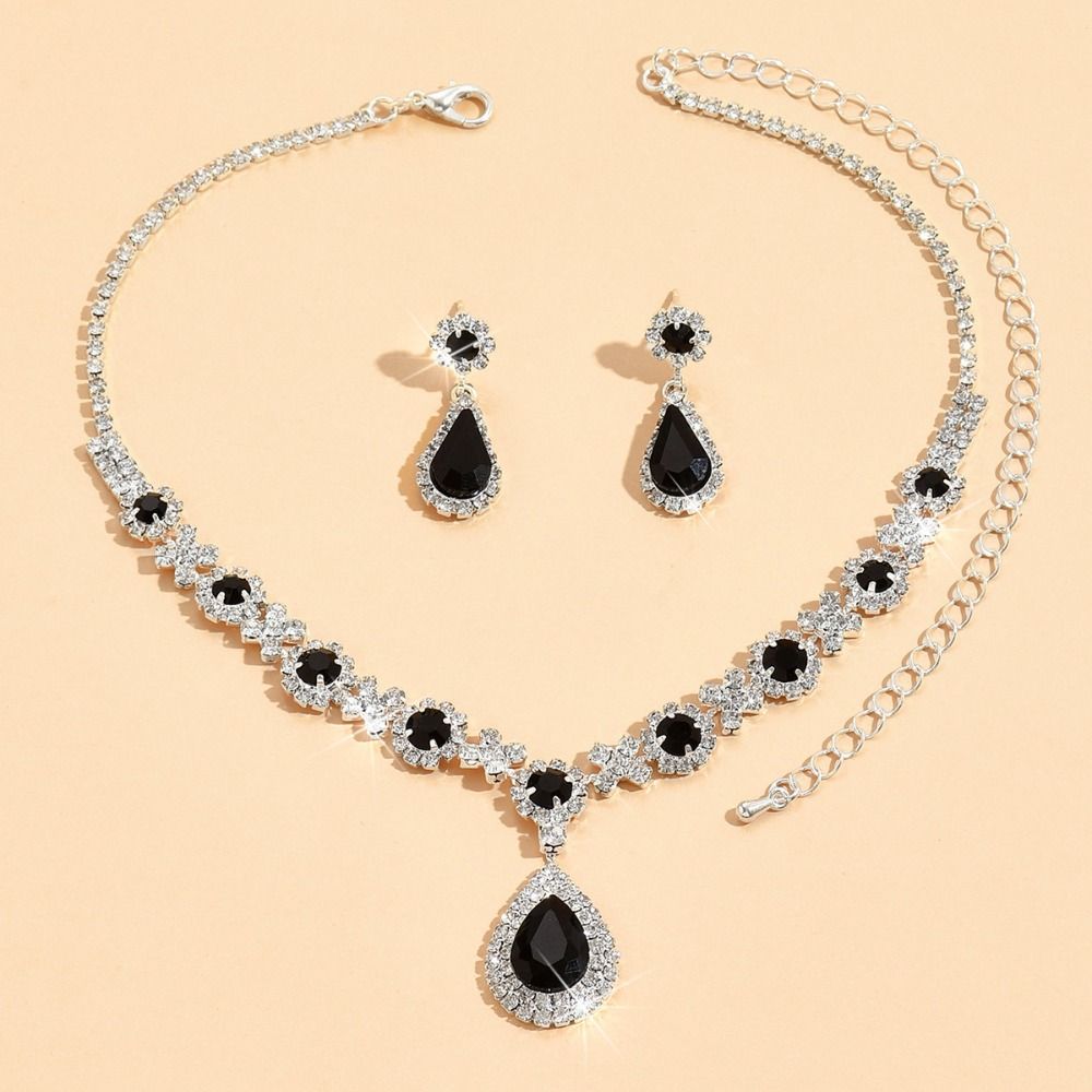 Premium Pendant Necklace Fashionable Dangle Earrings Wedding Jewelry Set  Valentine Day Gift