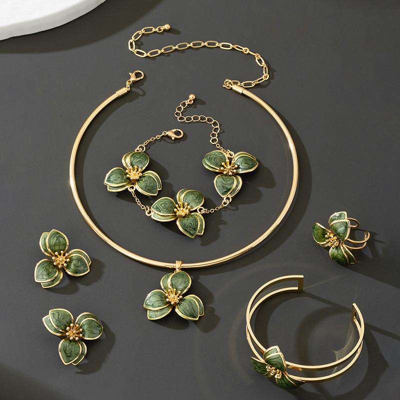 Simple Oil-Infused Flower Earrings And Necklace Set - Casual Jewelry Set For Women