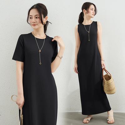 A Japanese-style Summer Dress with A Knitted Base Layer, Short Sleeves and A Petite Figure