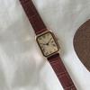 Retro Watches Classic Casual Quartz Dial Leather Strap Band Rectangle Clock Fashionable Wrist Watches for Women