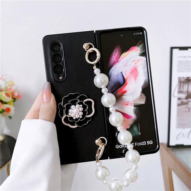 

Портативный браслет с милой цветущей камелией и жемчугом для Samsung Galaxy Z Fold 4 3 2, противоударные задние чехлы из искусственной кожи For Samsung Z Fold 4 чёрный