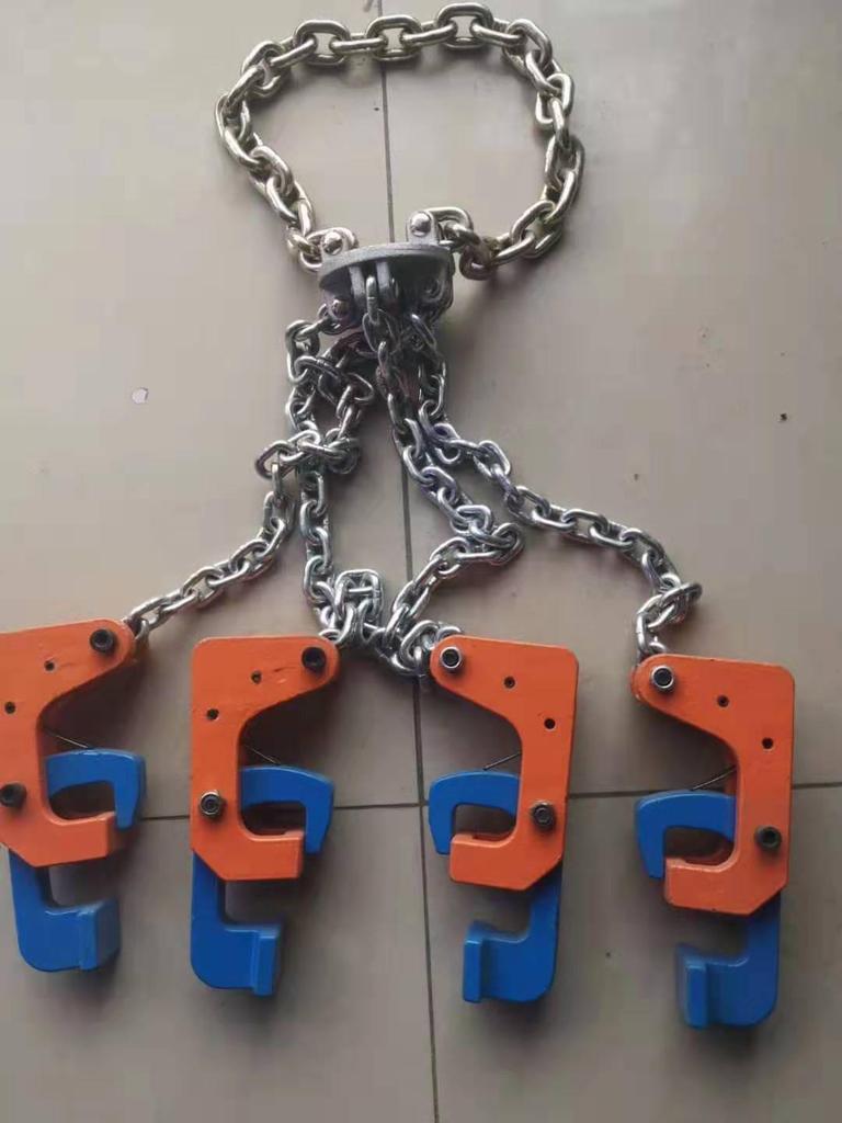 Double-Chain Forklift Eagle Beak Drum Lifting Hook and Spreader Clamp