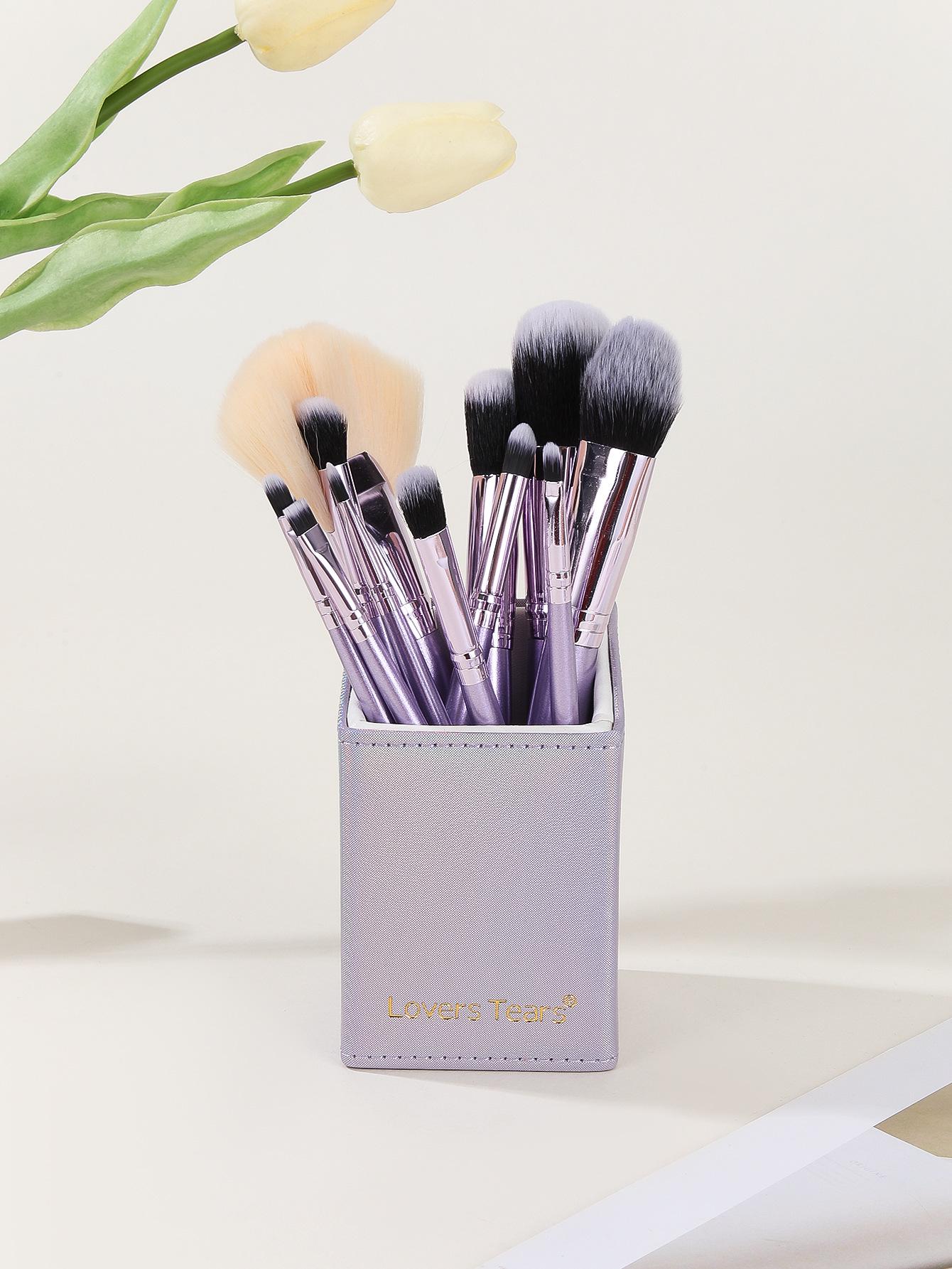 LOVERSTEARS Portable Makeup Brush Set: Loose Powder, Eyeshadow, Foundation, Blush Brushes with Soft Bristles.