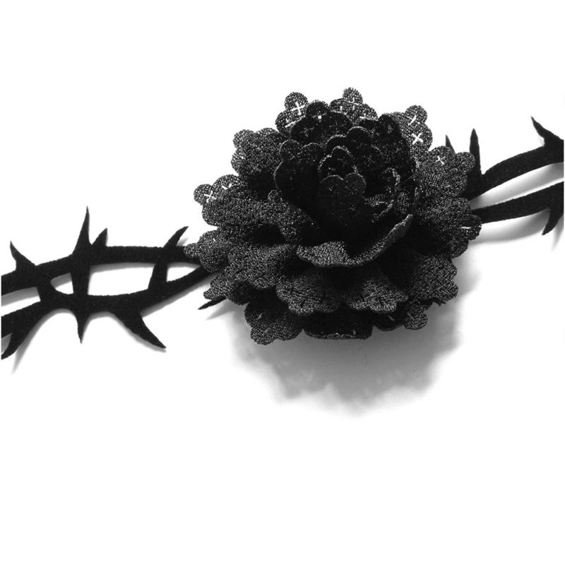 Fashion Punk Necklace Rose Flower Chokers Necklaces Women Thorny Rose Clavicle Chain Necklaces Club Party Sexy Ornament
