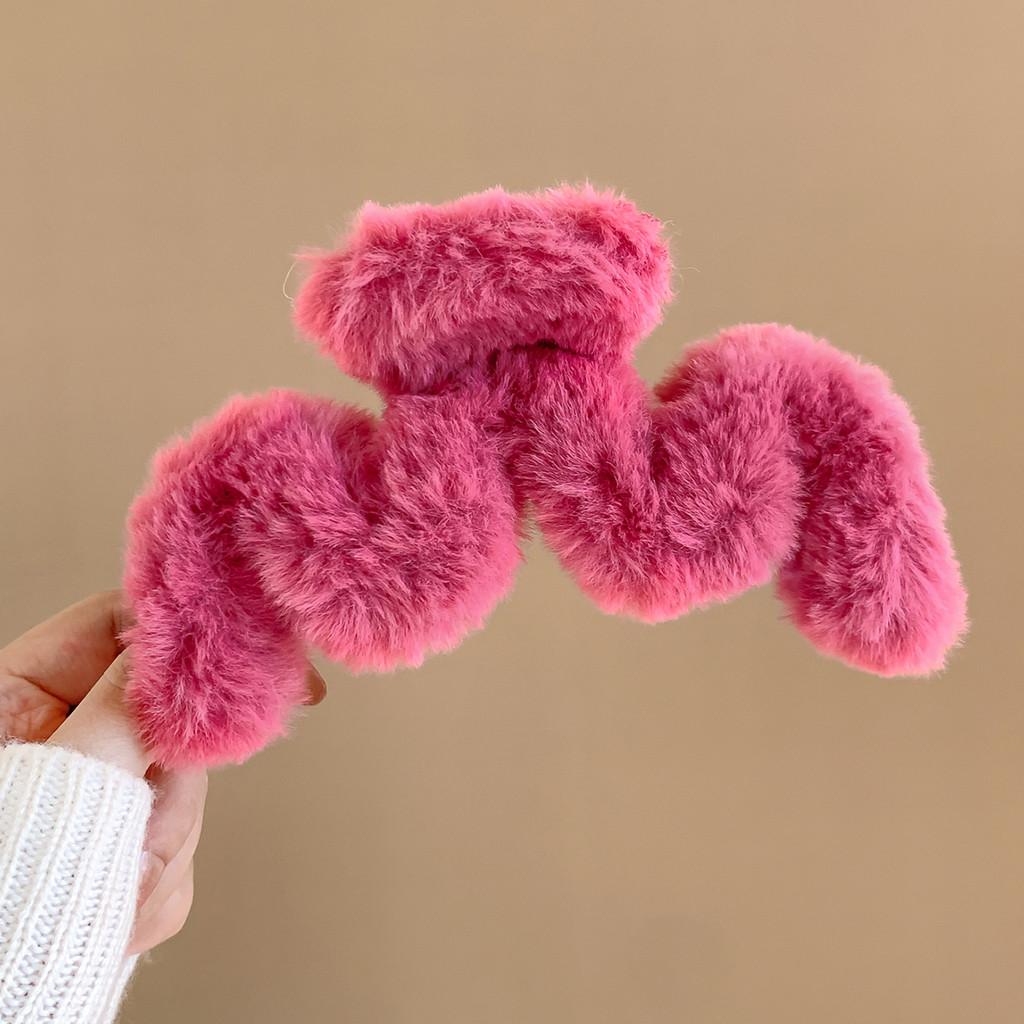 Oversized Plush Hair Clip Women Autumn Winter Wavy Hair Shark Clip Elegant Hair Accessories