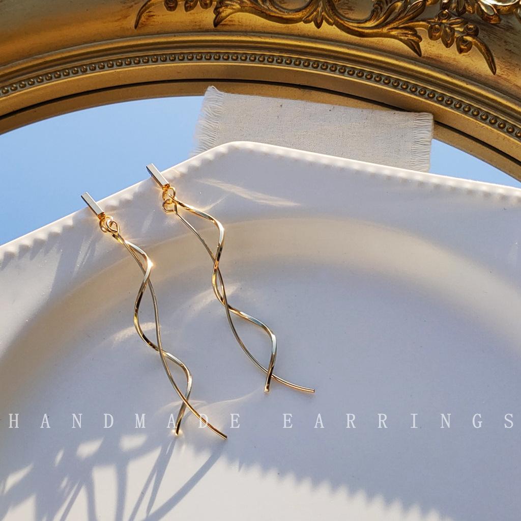 

@Дизайн Посеребренные серьги с покрытием из 14-каратного настоящего золота, длинные кисточки-линии, простые серьги