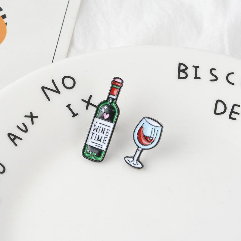 Red Wine Glass Bottle Pins Brooches Badges Hard Enamel Pins Backpack Bag Hat Leather Jackets Fashion Accessory Super White G