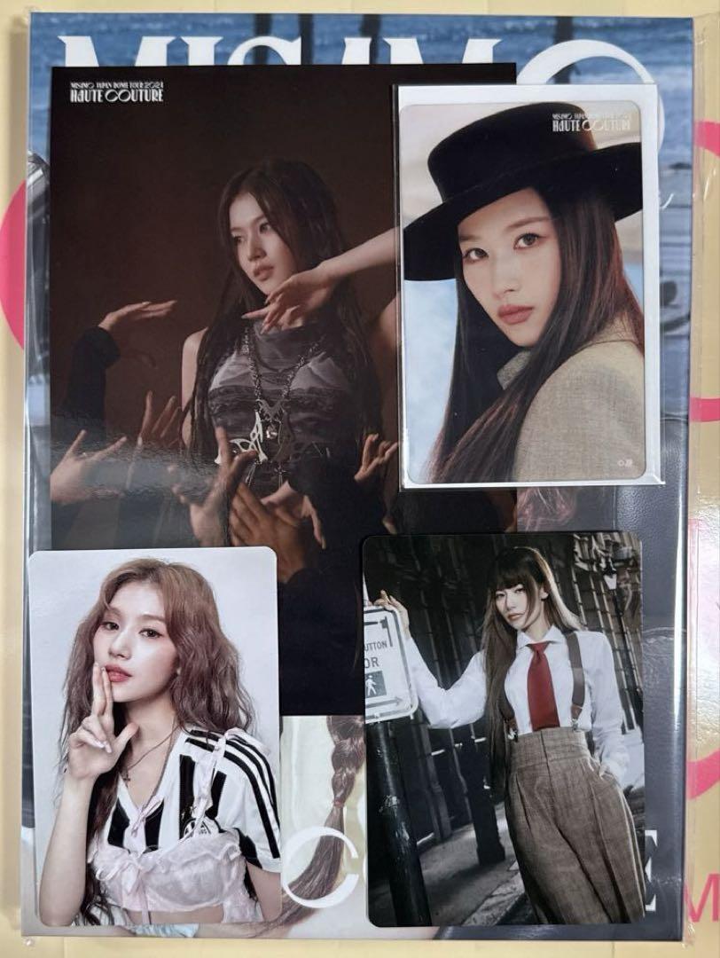 

[USED] MISAMO HAUTE COUTURE First limited Sana edition