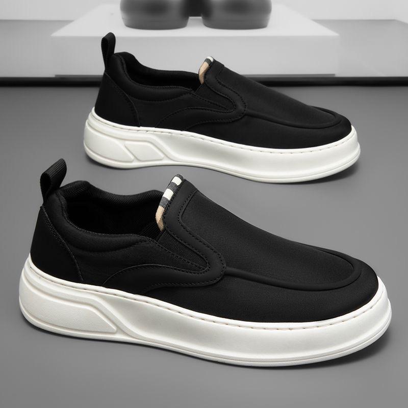 Summer Men's Shoes 2025 Spring and Summer New Board Shoes Versatile Soft Sole Comfortable and Breathable One-pedal Lazy Casual Cloth Shoes