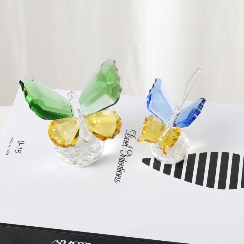Scultura di Farfalla di Cristallo Colorata Ornamento a Forma di Farfalle di Vetro Decorazioni di Insetti Simulati Regalo Unico Fatto a Mano