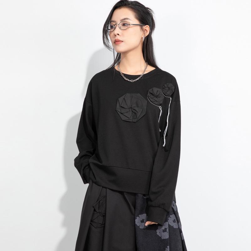 Женская черная футболка с длинным рукавом большого размера для похудения с 3D цветочным дизайном Осень 2025 One Size fits 90-150 jin 3200₽