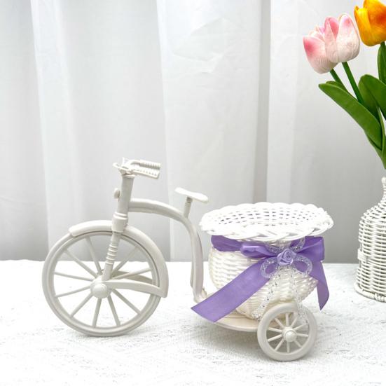 Uchwyt na kwiaty Koszyk rattanowy Design roweru Trójkołowiec Koszyk na kwiaty Dekoracyjny Pleciony do przechowywania