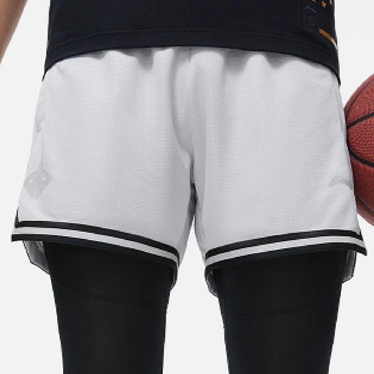 Li Ning Logolu Baskılı Nefes Alabilen Düz Paça Basketbol Şortu Erkek şortu Açık-Duman-Grisi AAPT043-2