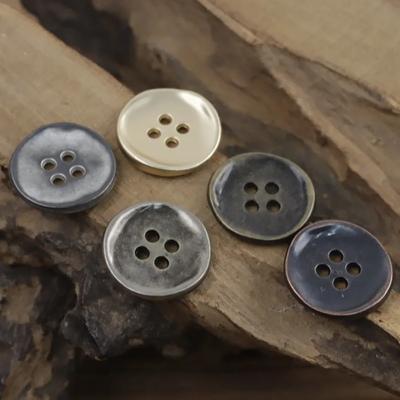 10 adet Moda Metal Düğmeler 15/20mm Yuvarlak 4 delikli Düğmeler Antik Metal Renk Kendin Yap Giyim Dikiş Aksesuarları