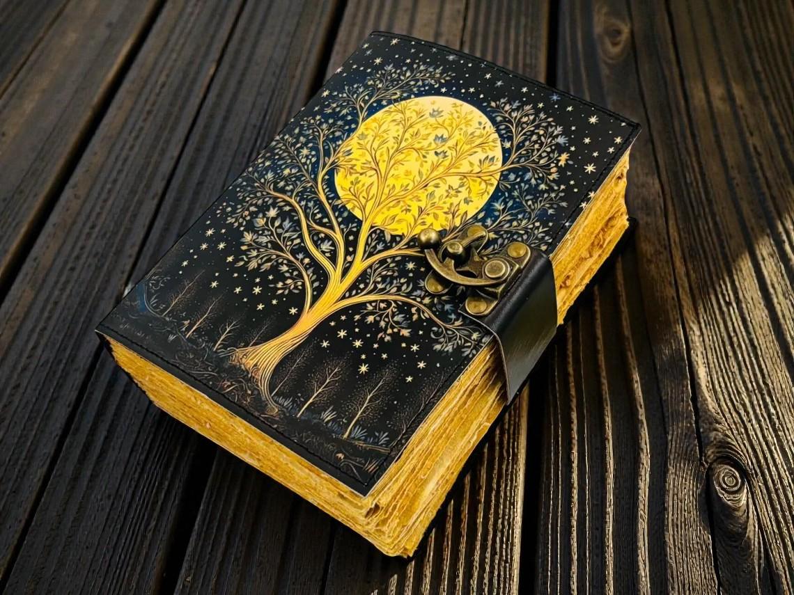Handmade Leather Journal – Moon & Tree Design 5×7 in, 200 Pages, Deckle-Edge Paper 5x7