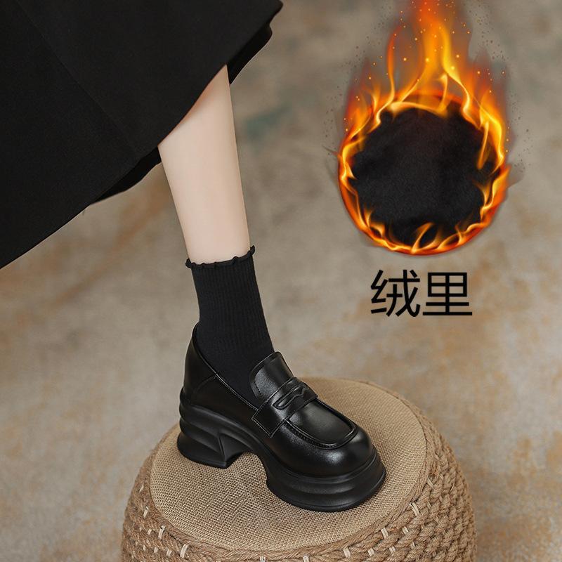 Platform women's new velvet inner height increase small leather shoes small size 3233 thick heel single shoes women