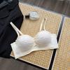 Lace small breasts gather and show a large half cup of underwear for women's flat breasts. The upper cup is supported to prevent sagging