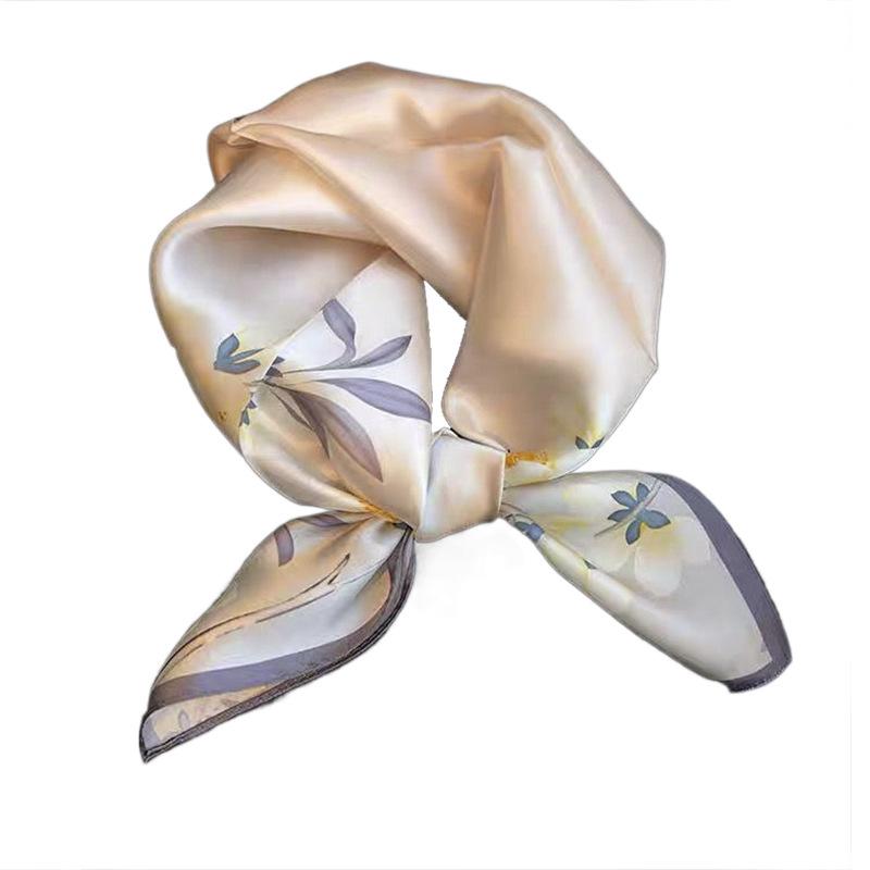 Beige silk silk scarf small square scarf women's versatile 111 mulberry silk headband small silk scarf fashion small scarf with shirt