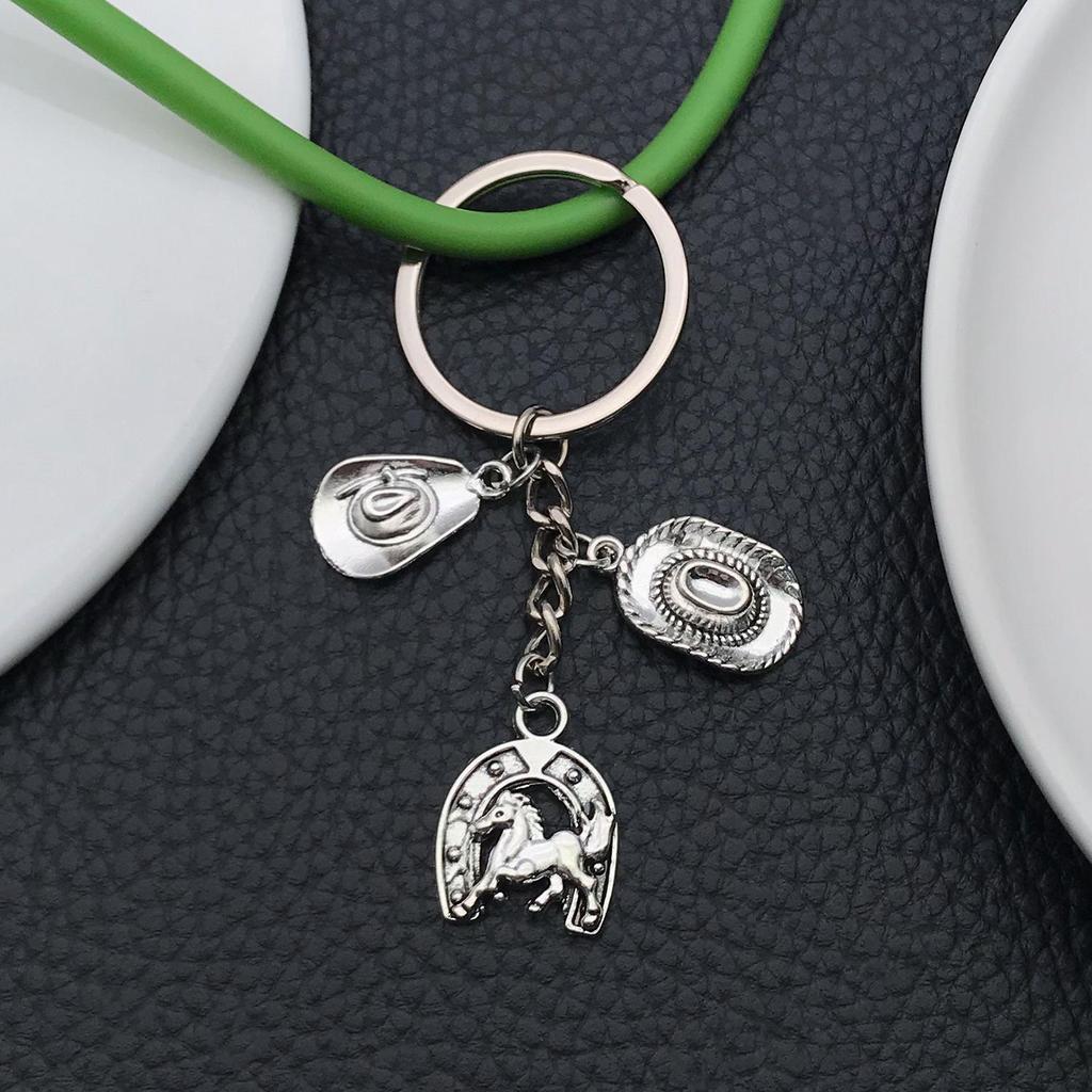 Antique Silver Horse Hoof Cowboy Hat Keychain - Creative Zinc Alloy Backpack Ornament & Gift Pendant