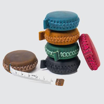 Handmade Cowhide Mini Tape Measure High Elastic Automatic Retractable Crazy Horse Leather Custom Clothing Badge Holder Accessory