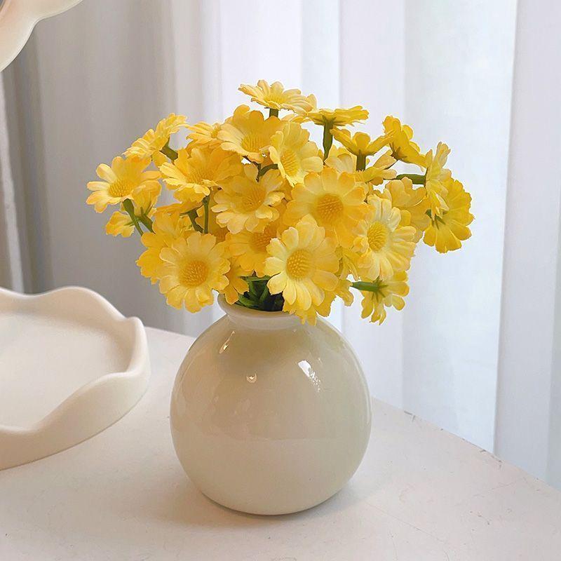 Luxury Ceramic Vase with Artificial Flower Arrangement for Office Decor