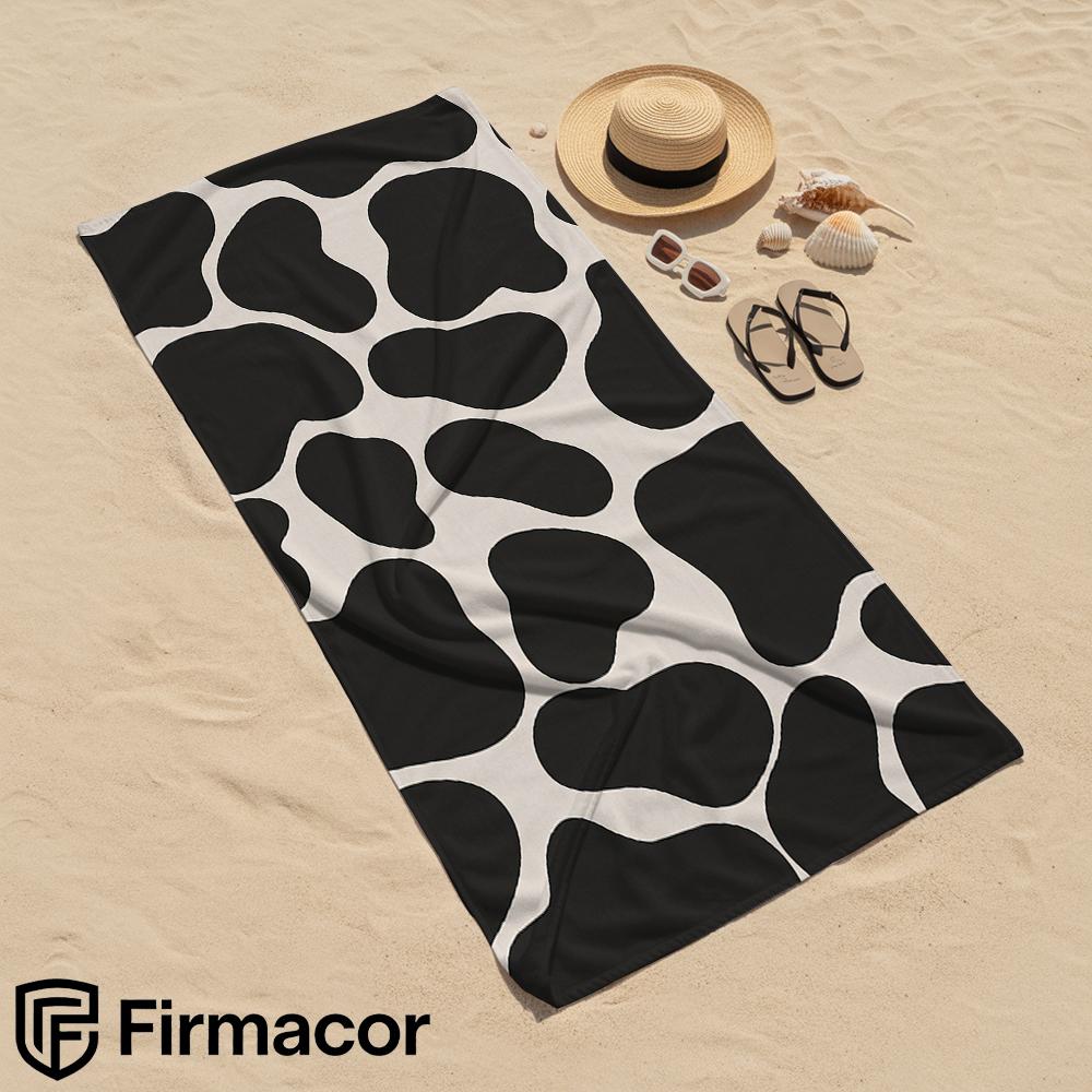 Black White Cow Print Soft Portable Travel Towel Unisex Ultra Lightweight Microfiber Oversized Sand Free Quick Dry Beach Towel