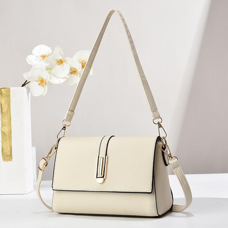 Shoulder bag Textured glossy messenger bag Korean version of women's bag Simple and versatile