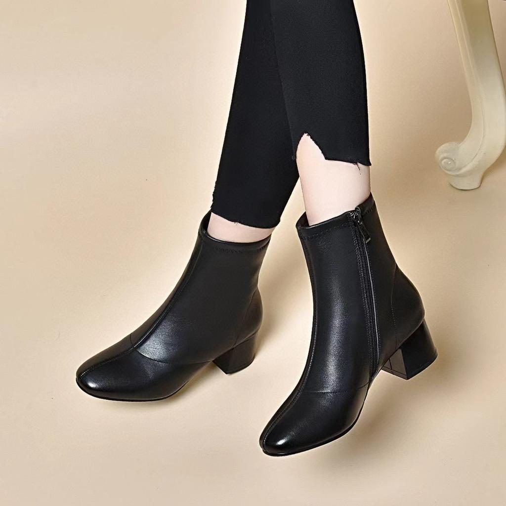 Round Head Straight Boots Women's New First-layer Cowhide Medium Heel Short Boots Simple Temperament Fashion Boots Women's Cotton Boots