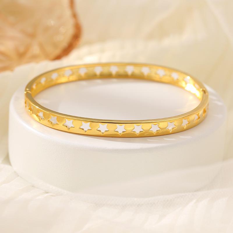 Banyan Tree S925 Silver Star Charm Gypsophila Open Bracelet for Women