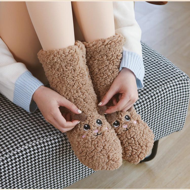 Dámské teplé jednobarevné podlahové ponožky Neklouzavé plyšové pletené korálové fleecové ponožky No Show Socks