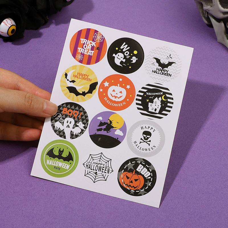 120PCS 3CM Halloween Paper Stickers for Candy Bag Gift Box Sealing Decoration 2025 Halloween Party Supplies Kids Trick Or Treat