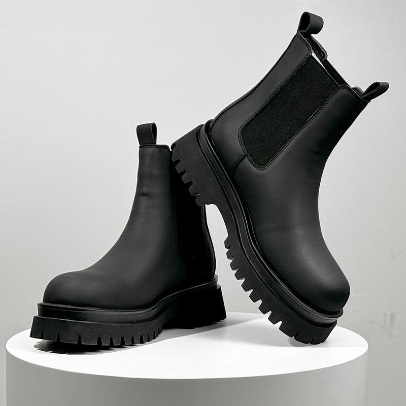 Men's thick soled shoes Warm autumn and winter styles Work or Fashion Party Office Height increasing Black daily versatile