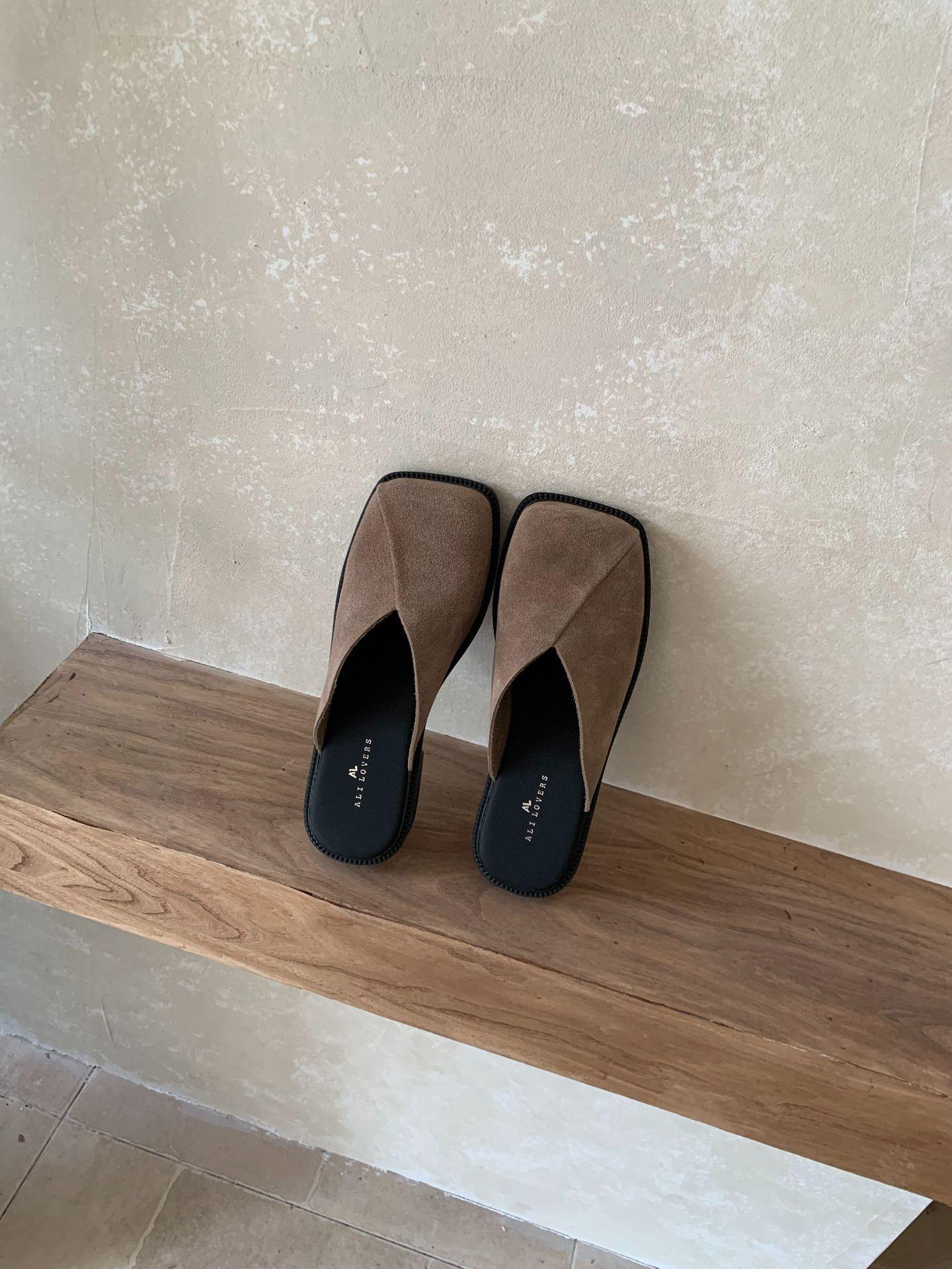 Баотоу полутапочки женские уличные туфли весна и лето 2025 новые ленивые тапочки на мягкой подошве мюли 39