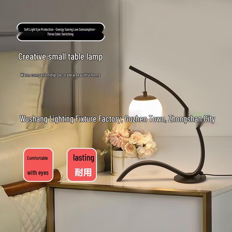 Lampe de Bureau LED Nordique pour Chambre à Coucher & Hôtel - Lampe de Chevet Haut de Gamme