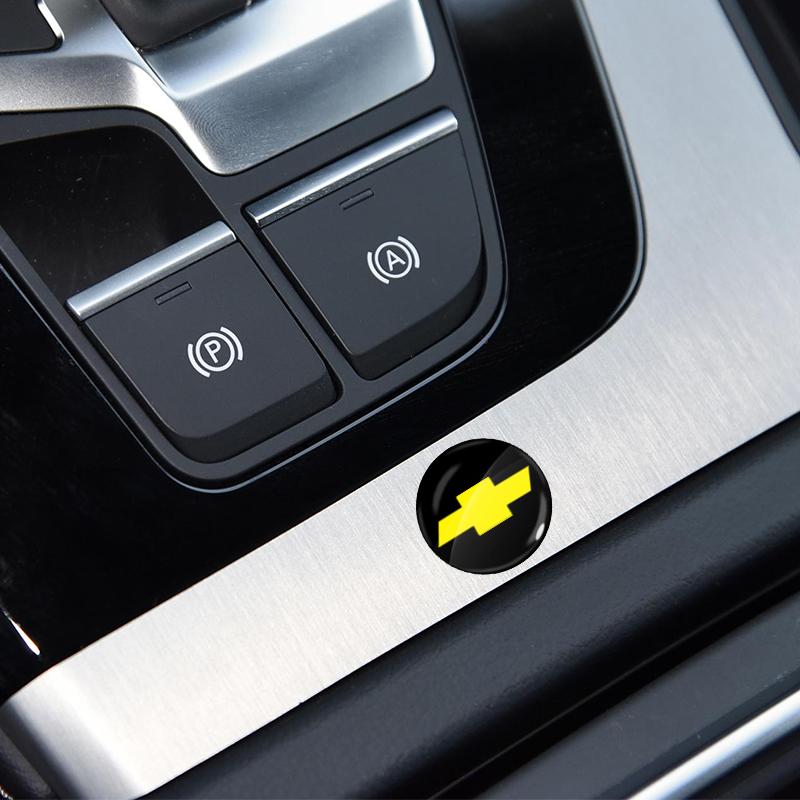2/4/6 szt. Naklejka na zamek drzwi samochodu Naklejka na kluczyk samochodowy Emblemat do Chevrolet Cruze Captiva Lacetti Aveo Malibu Camaro Colorado
