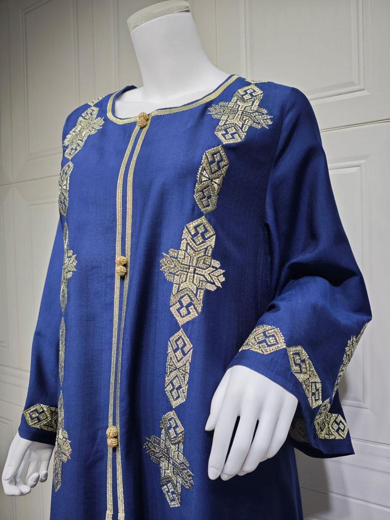 Middle Eastern Floral Embroidered Muslim Jalabiya Robe, Dubai Dress