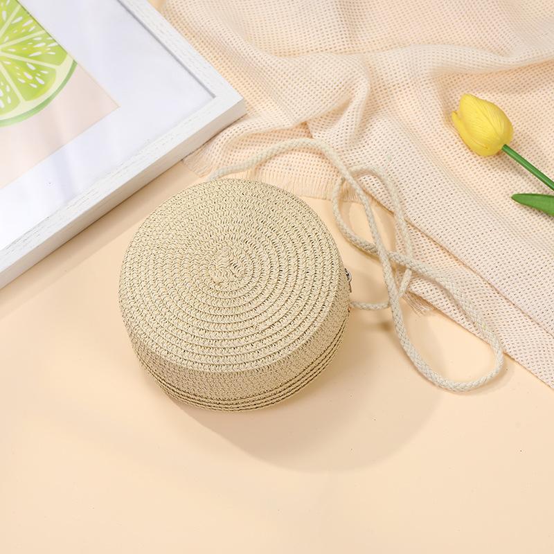 Children's bags Girls messenger bags New summer woven straw bags Seaside vacation girls round shoulder bag